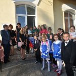 TMK Copii O manuta si un ghiozdan proiect social