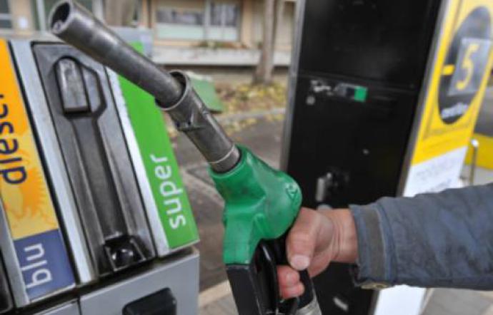 pompa de carburanti